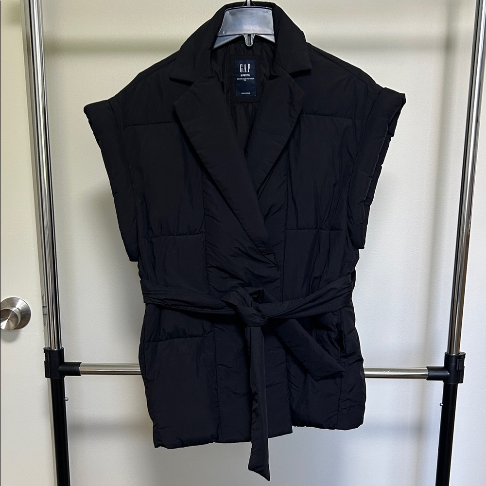 GAP Black Puffer Vest
